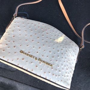 Dooney & Bourke shoulder purse, crossbody purse